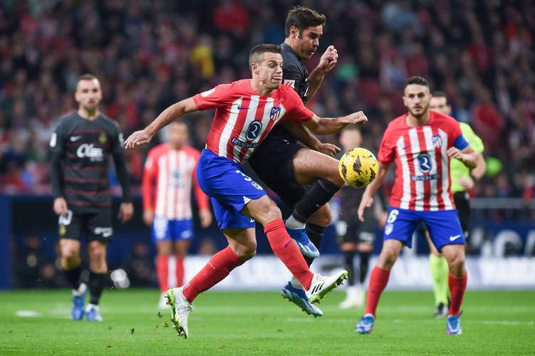 贝隆：劳塔罗能媲美亚马尔、姆巴佩、哈兰德，我和帕斯不像