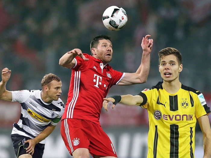 国安球员列队欢迎两位久违强援入队，中超金靴意外领衔，值得期待